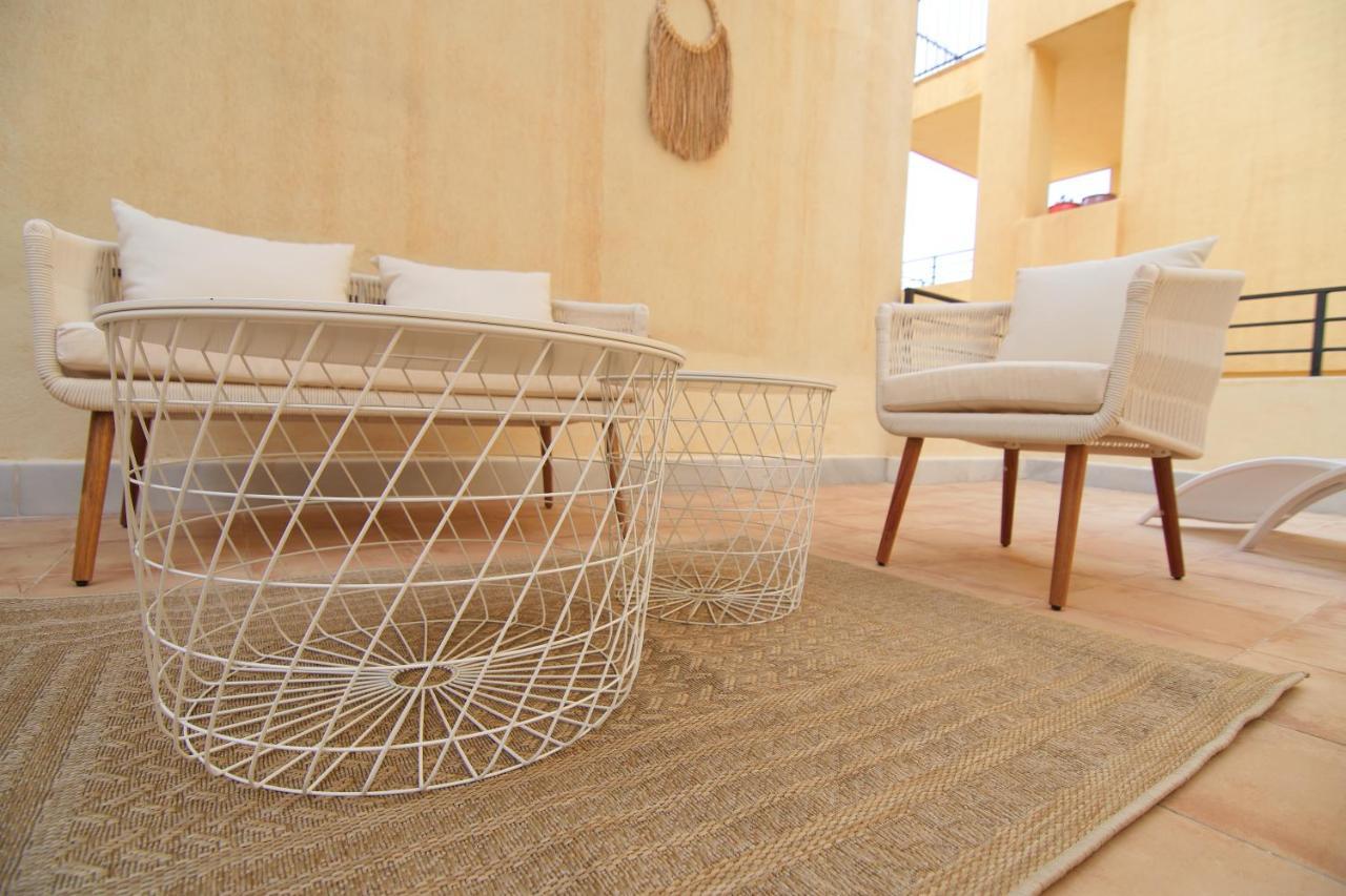 Mara'S Apartments Torremolinos La Mar - Beachfront Tiny House - Bajondillo Apartment Torremolinos