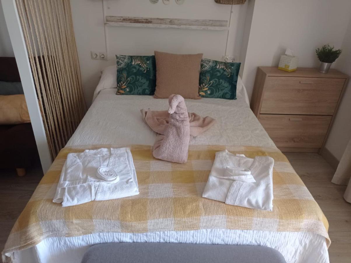 Totalmente Reformado Con Piscina Y Jardines Al Lado De La Playa De La Carihuela Apartment Torremolinos