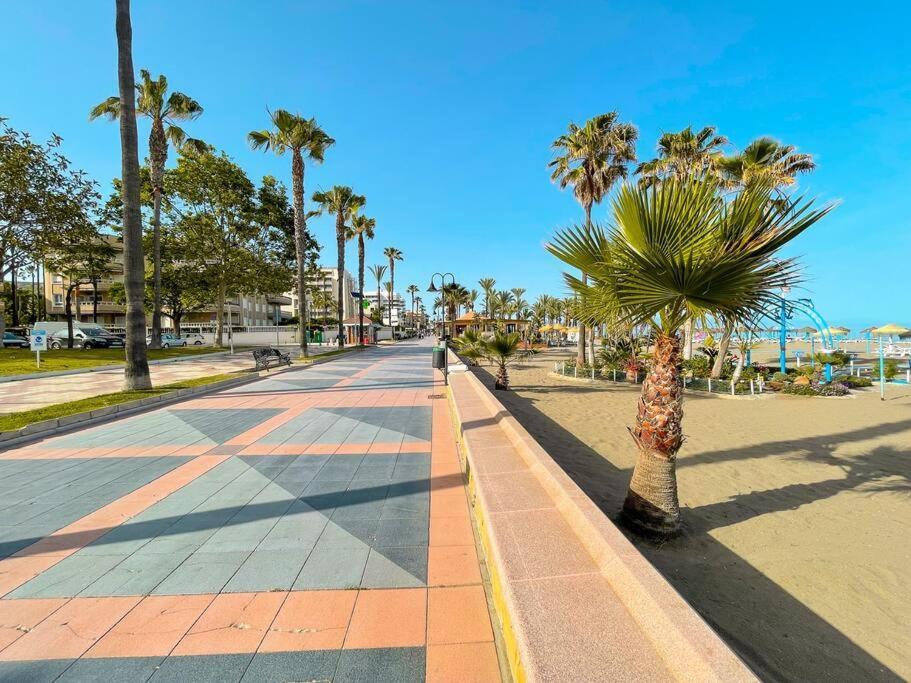 Seafront With Direct Access To The Apartment Torremolinos
