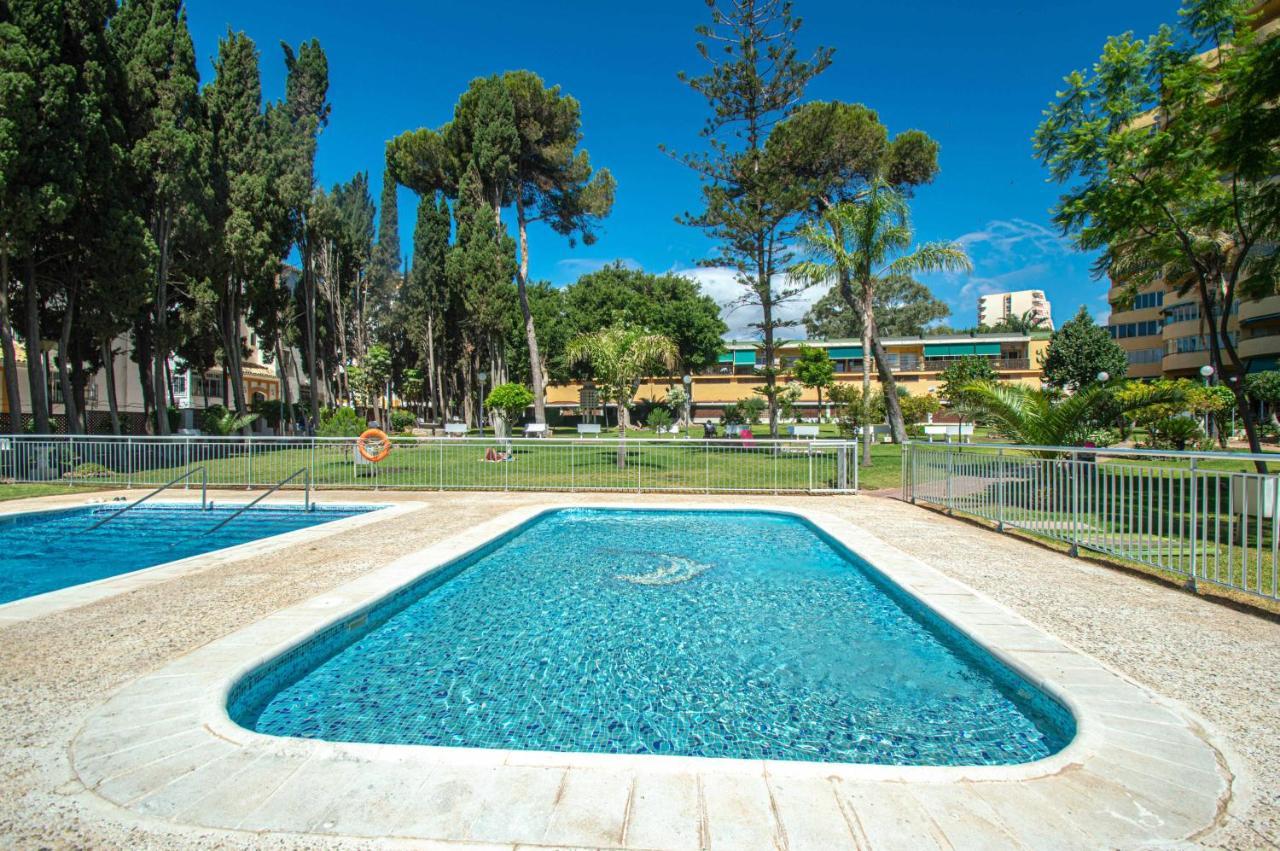 Apartment El Rocio En La Playa De Cariluela Torremolinos