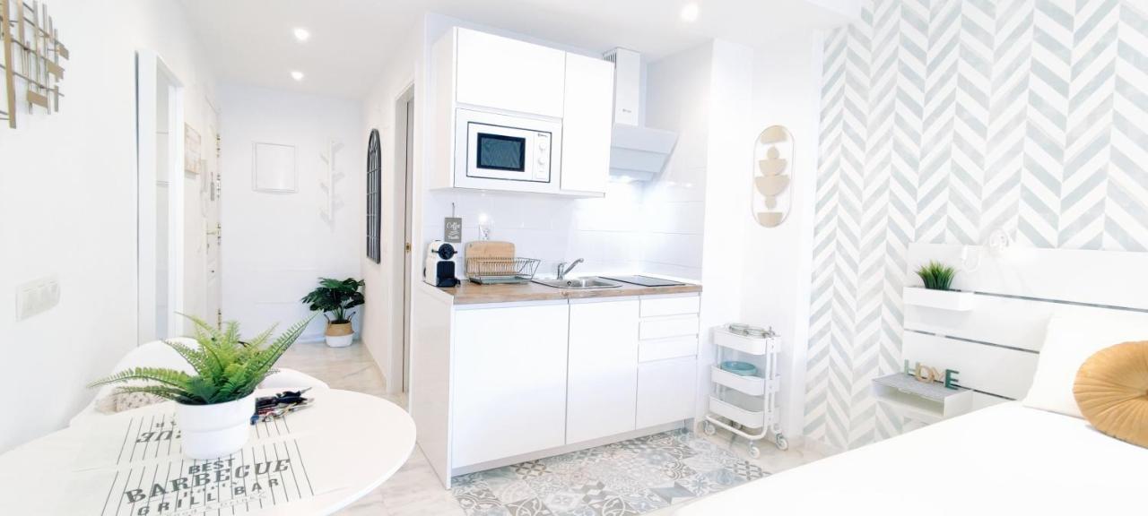 Apartamento - New Central Studio Plata With Balcony Torremolinos