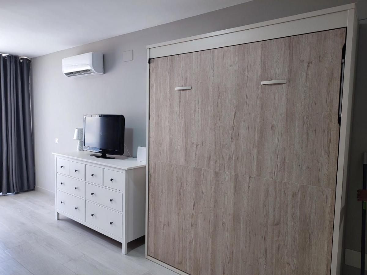 Estudio De La Rosa Torremolinos