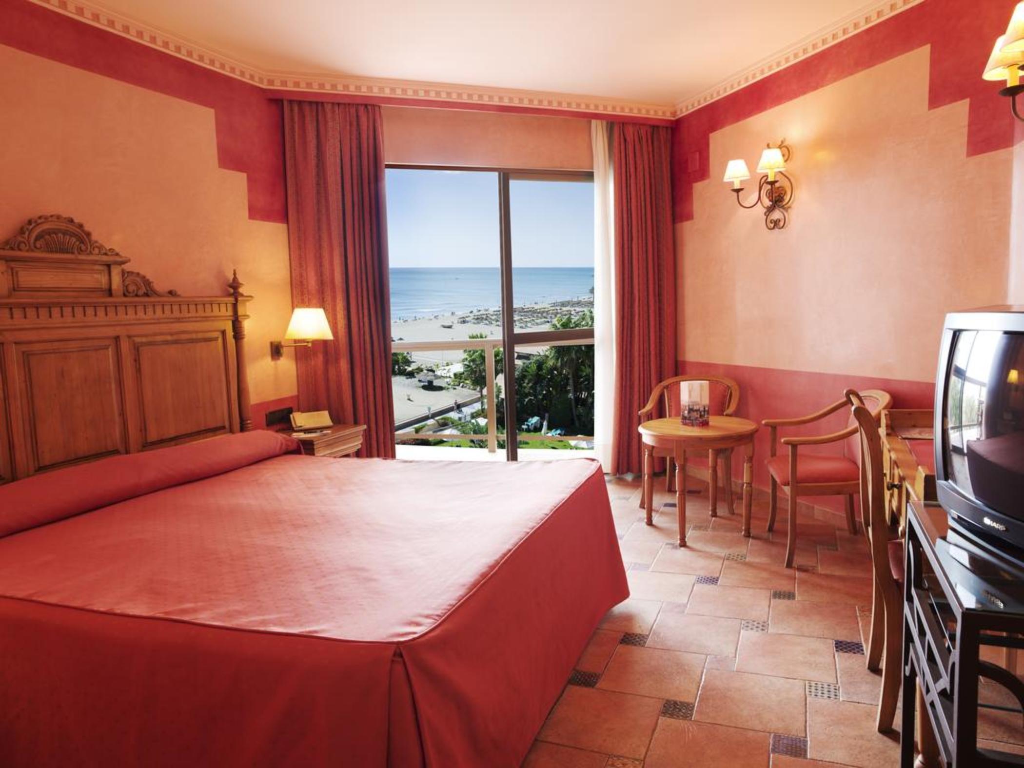 Ms Amaragua Hotel 4*