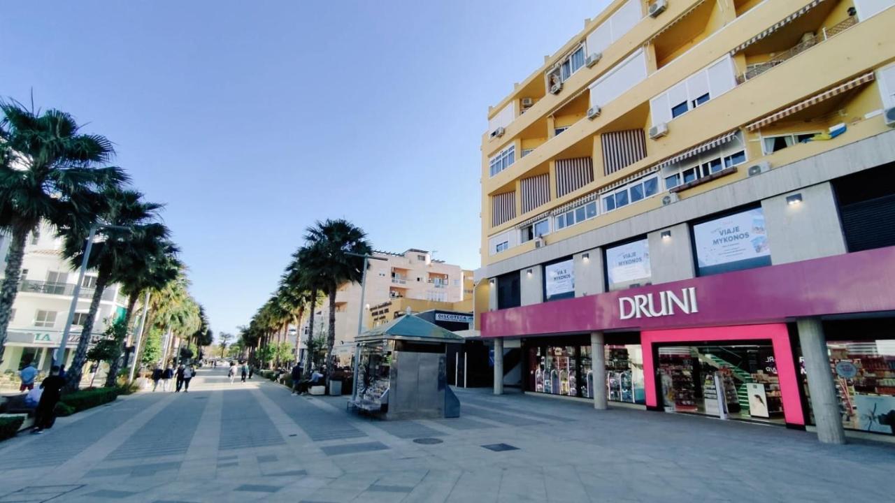 Appartement 25m² Appartement, Met 1 Privé Badkamer In Stadscentrum Torremolinos