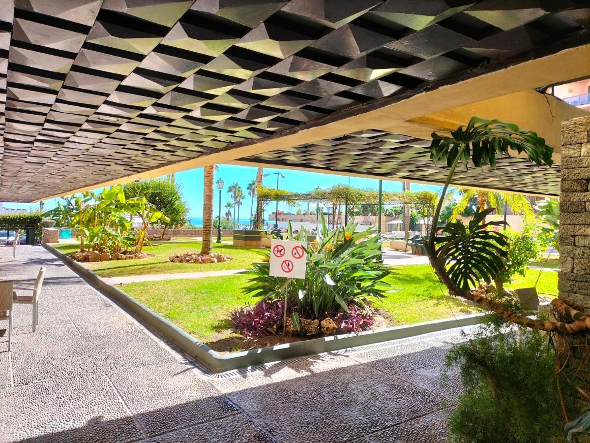 1ª Linea Playa Garaje Piscinas Terraza Apartment