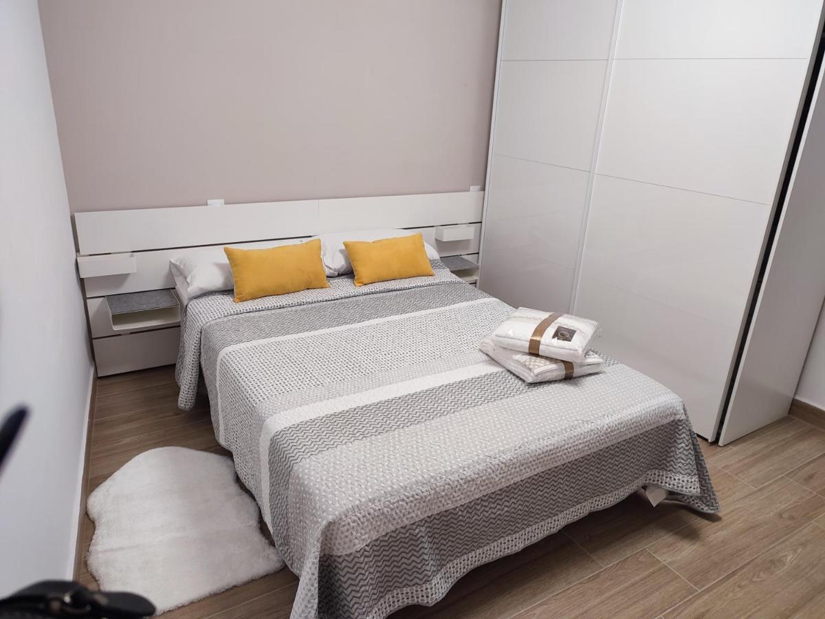 En Playa Bajondillo, Apartamento Torremolinos