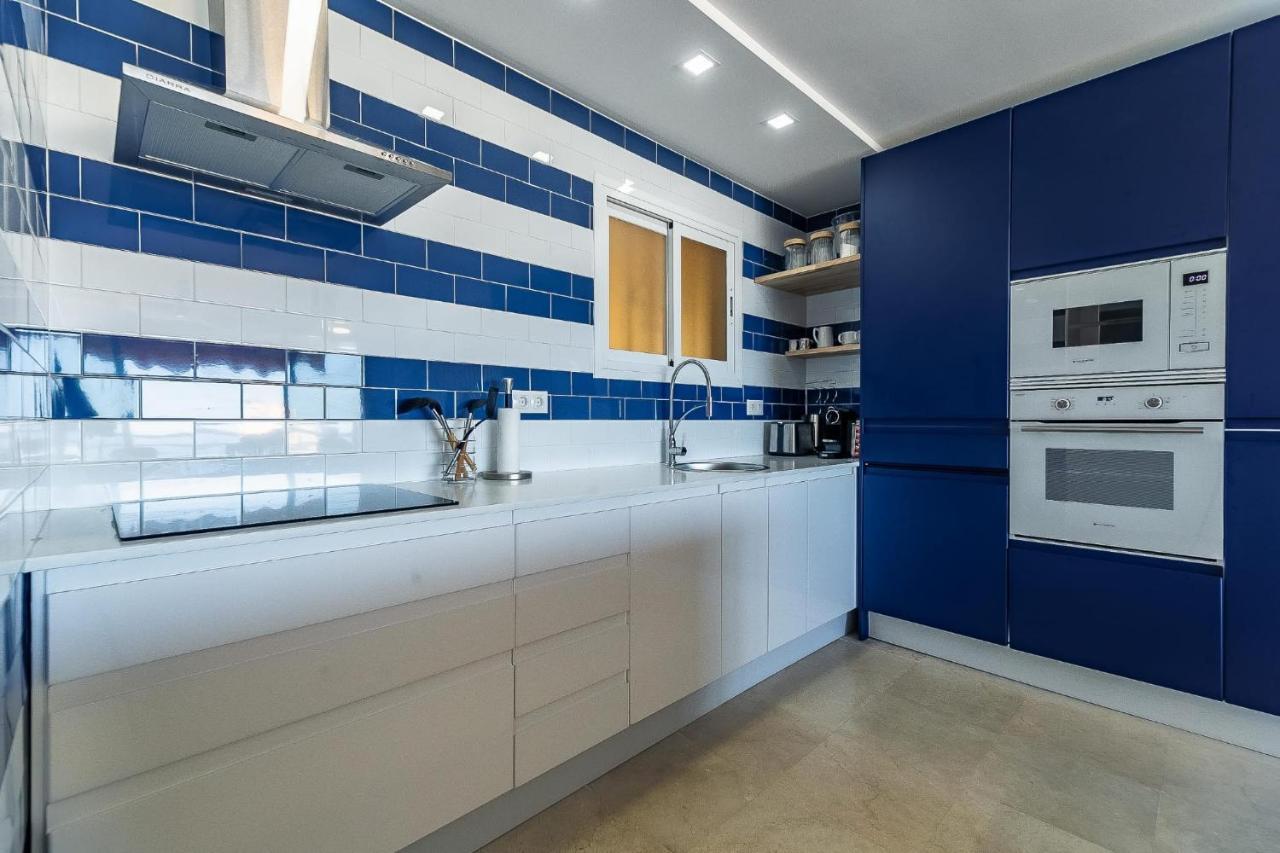 Vistas Azules -- Remodeled, Large Terrace, Spectacular Ocean Views And Level Access * Torremolinos