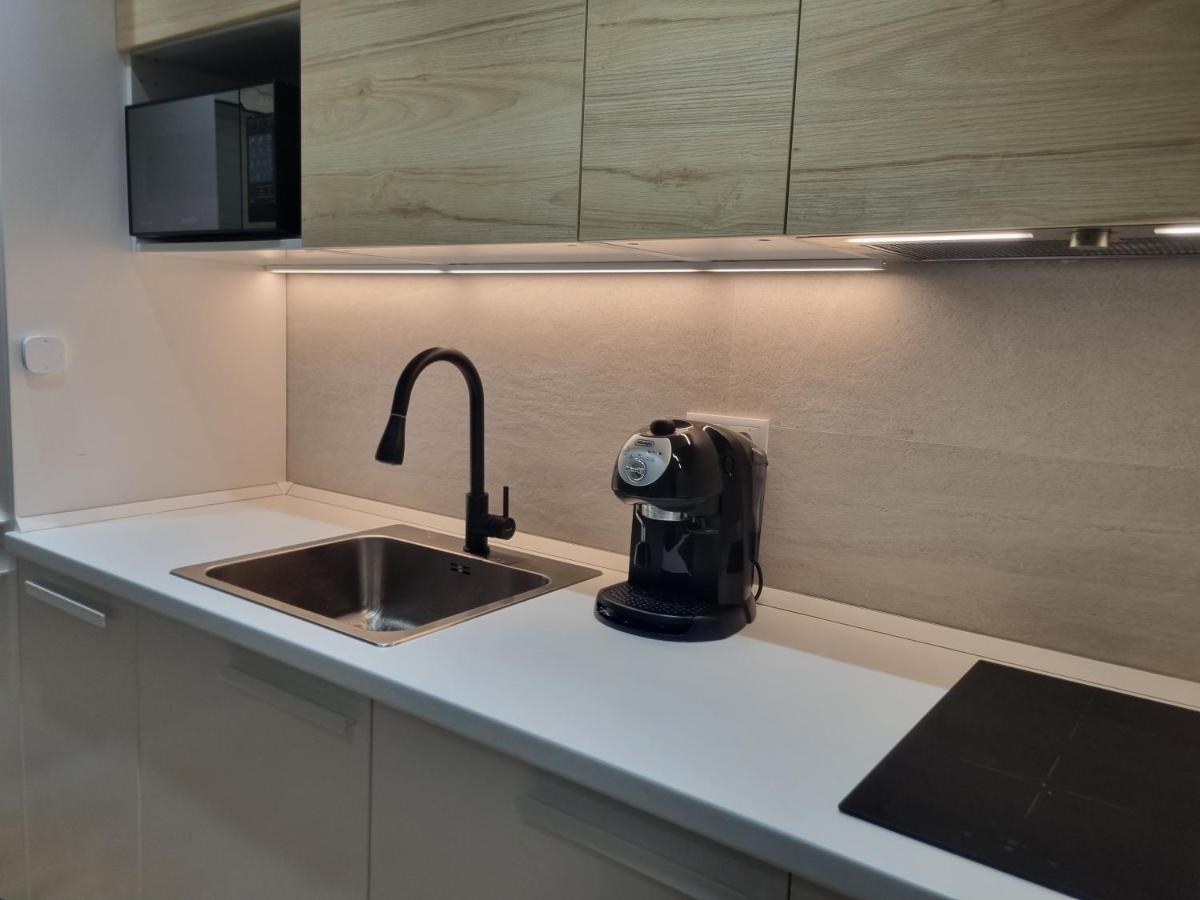 Apartamento Precioso En El Centro Con Terraza *