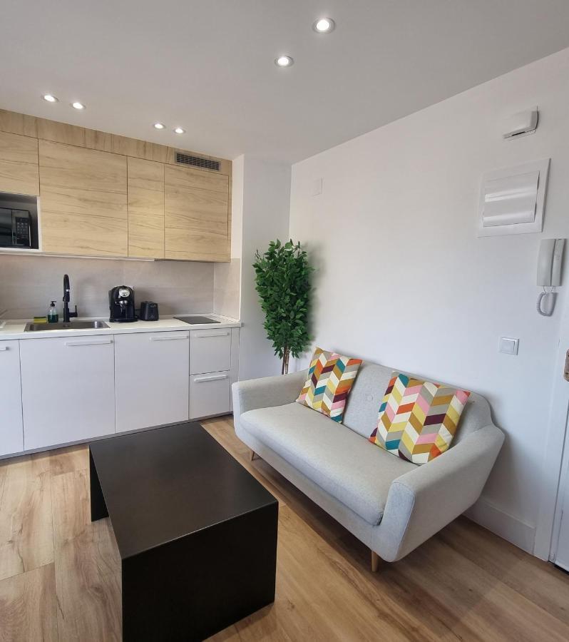 Precioso En El Centro Con Terraza Apartamento *