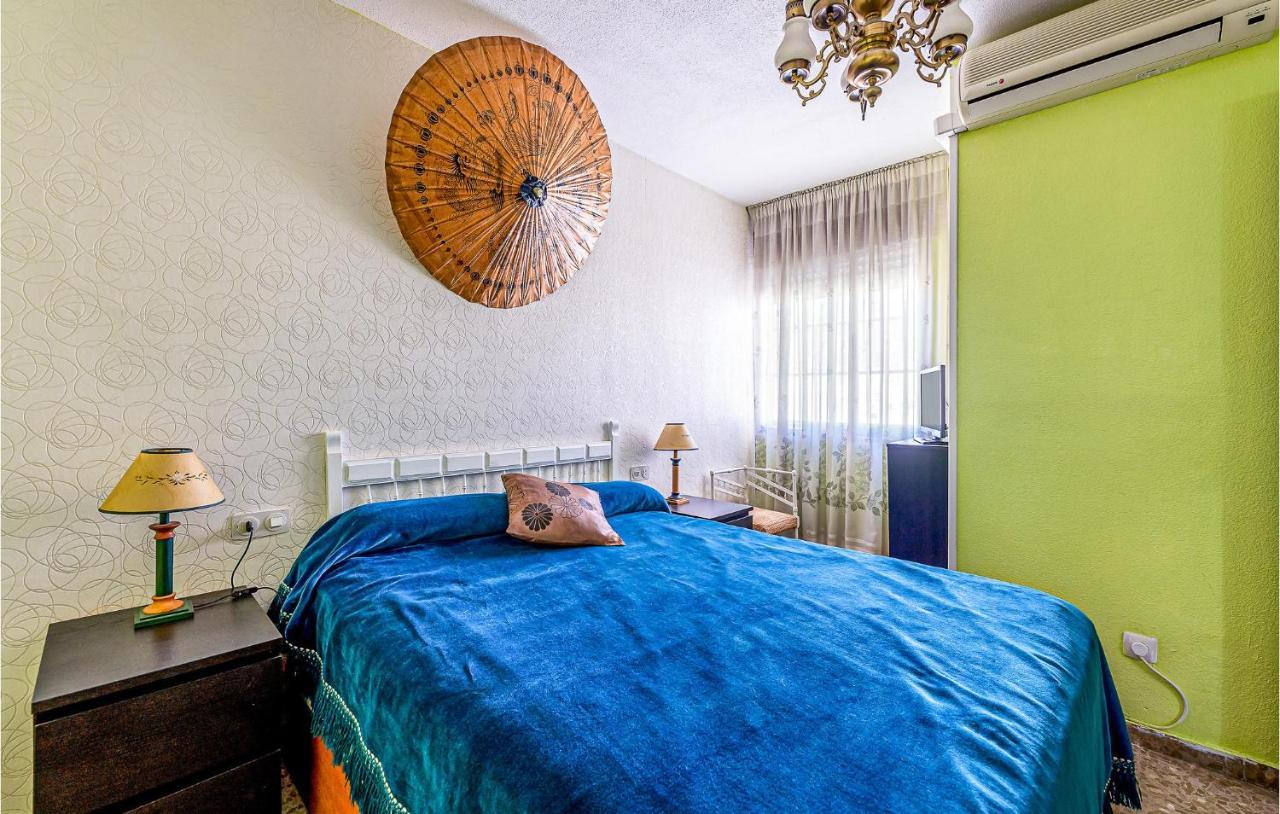 4 Bedroom In *