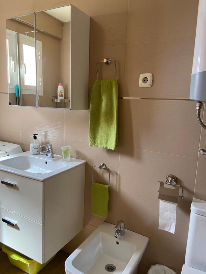 Apartamento Primera Linea De Playa En Tres Caballos, Playamar