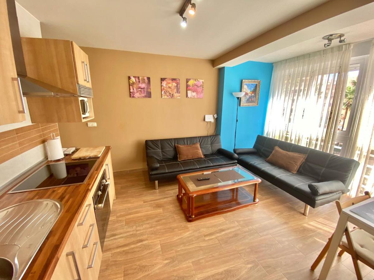 Apartamento Primera Linea De Playa En Tres Caballos, Playamar