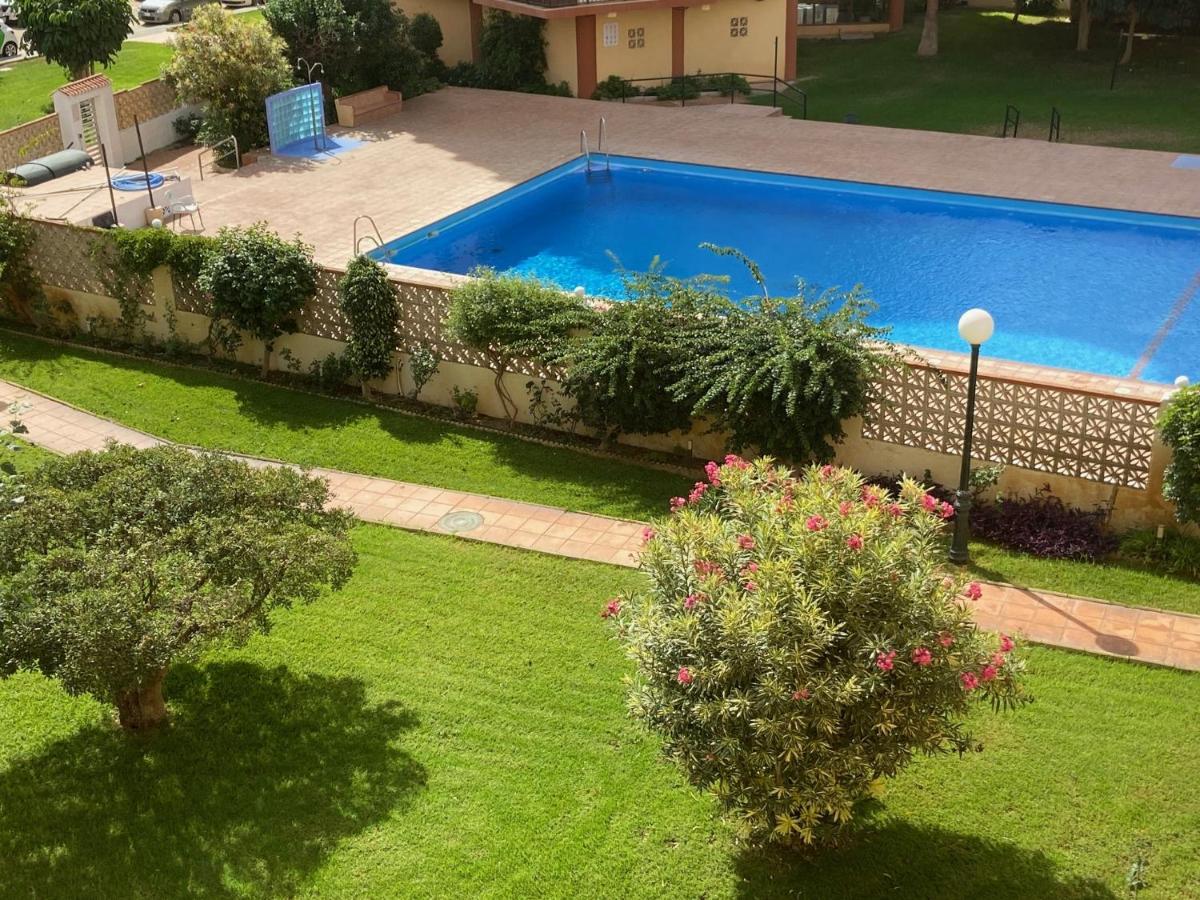 Apartamento Primera Linea De Playa En Tres Caballos, Playamar Torremolinos