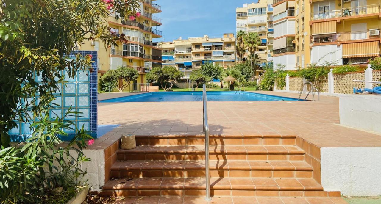 Apartamento Primera Linea De Playa En Tres Caballos, Playamar