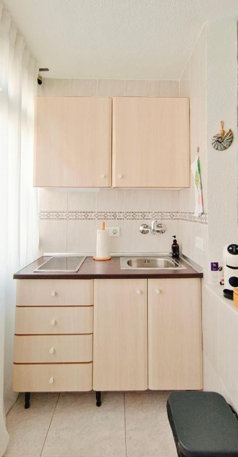 J&h Apartment