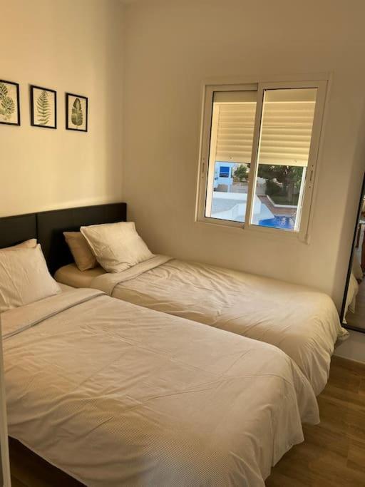 La Roca Brasil 2 Bed & 2 Bathroom Seaview Bajondillo Apartment *