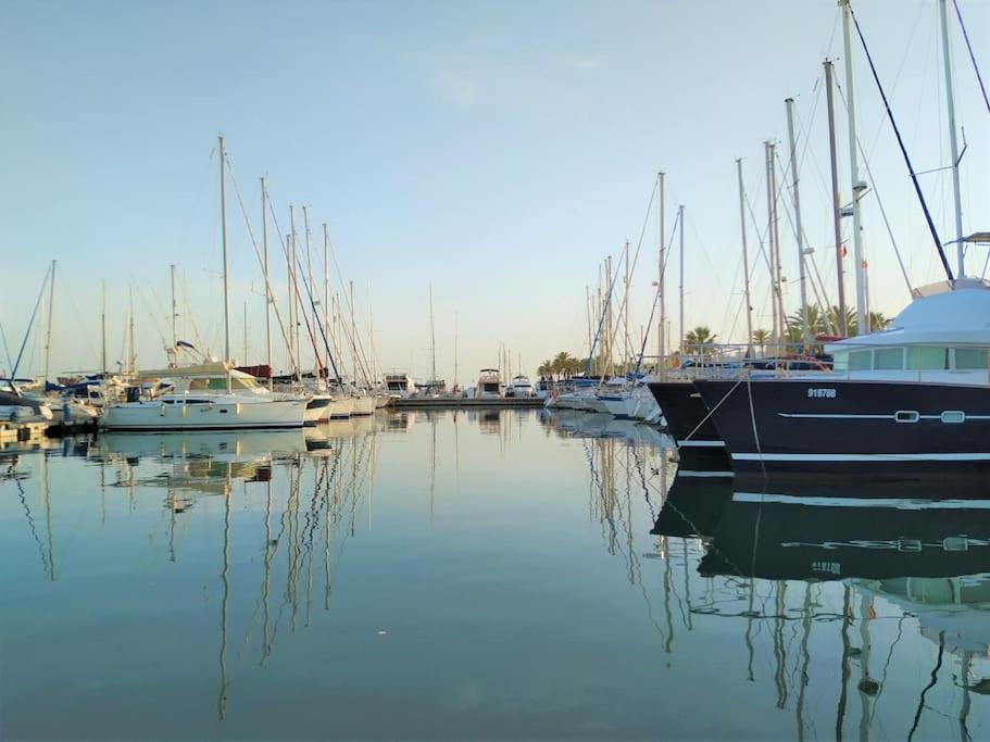 Mercedes 2 Bedroom, Sea Views Appartement