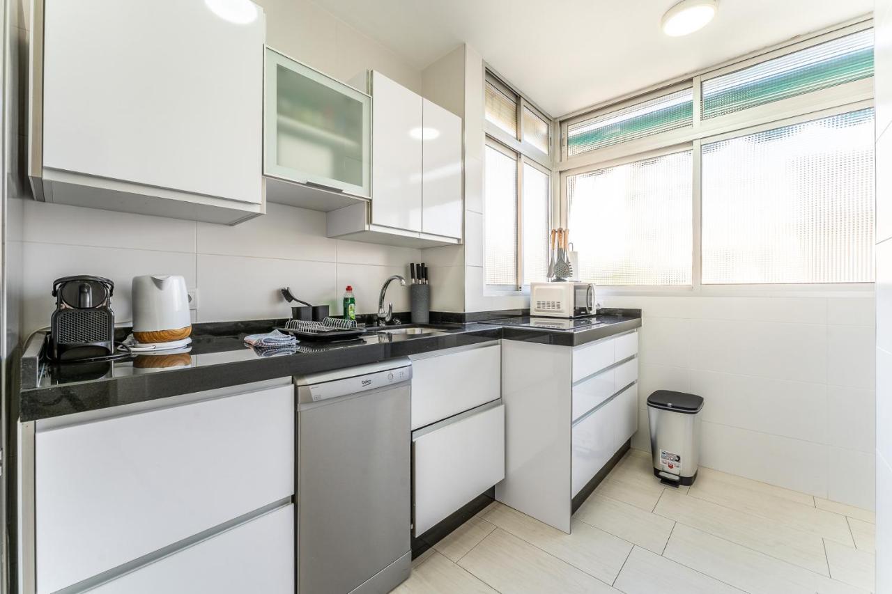 Sea View 2 Bedroom 2 Min Away From The Apartment