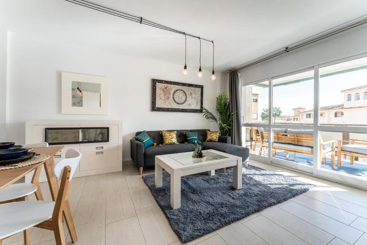 Sea View 2 Bedroom 2 Min Away From The * Torremolinos