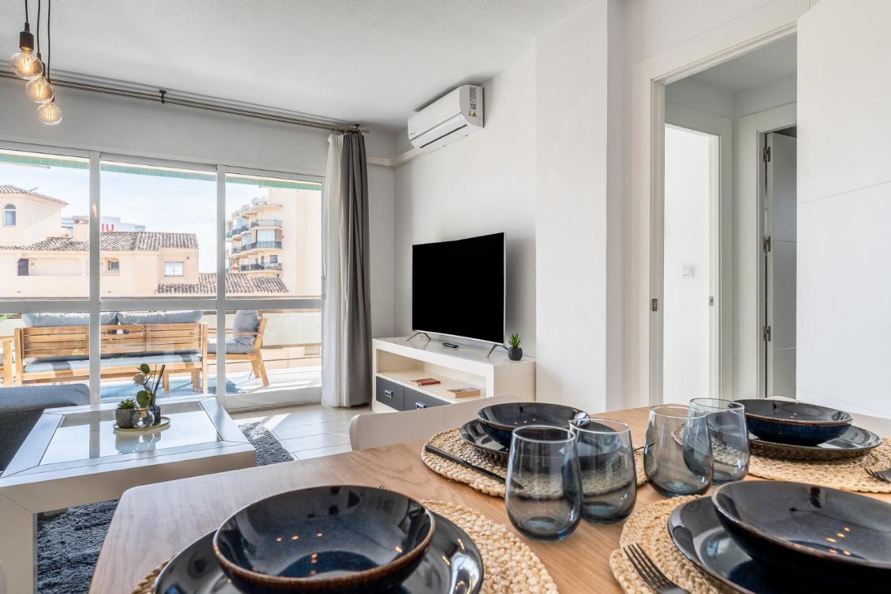 Apartment Sea View 2 Bedroom 2 Min Away From The
