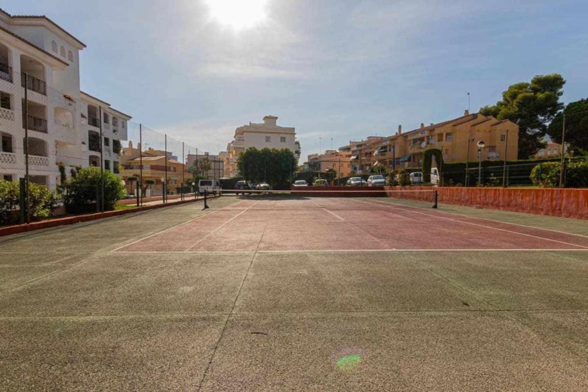 797 Holiday - Espacioso Apartamento Para 6 En Torremolinos