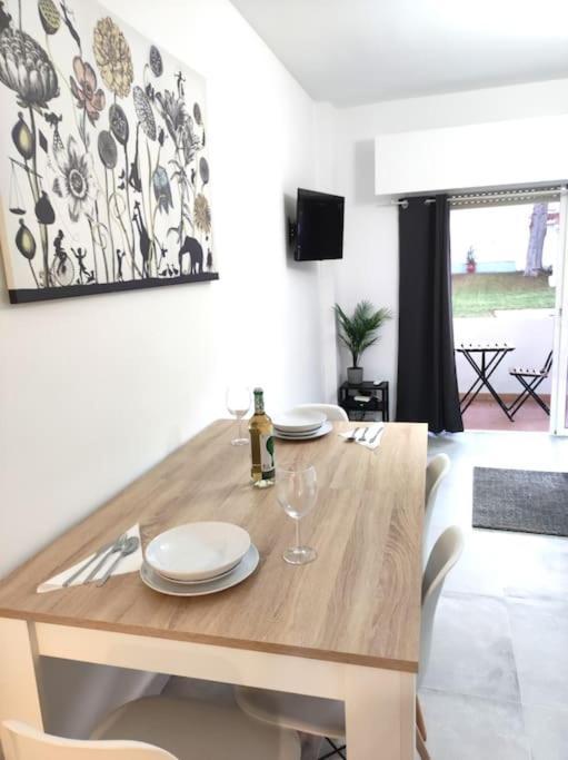 Apartamento Omega Ll Apartment *