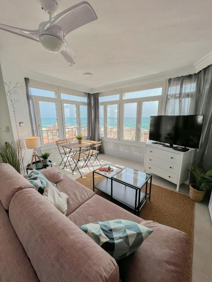 Beautiful Sea Views Pool & *