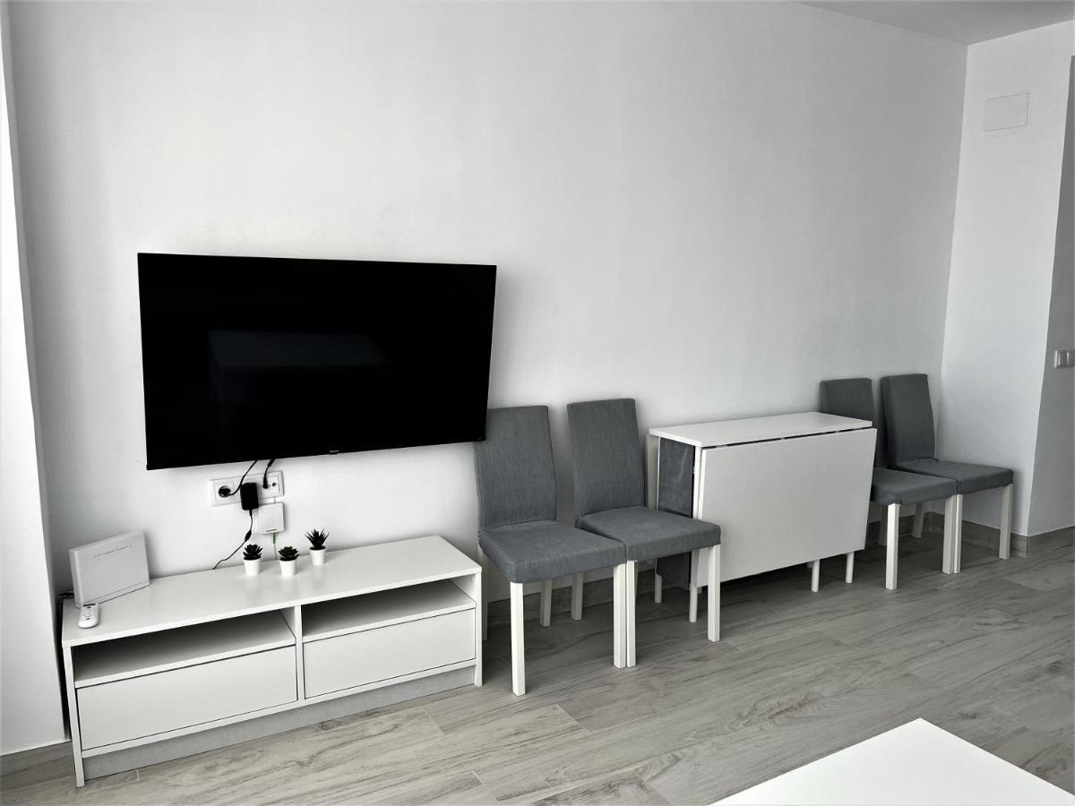 Ver853 - Estudio Con Terraza Vistas Al Mar, Piscina, Playa, Centro *