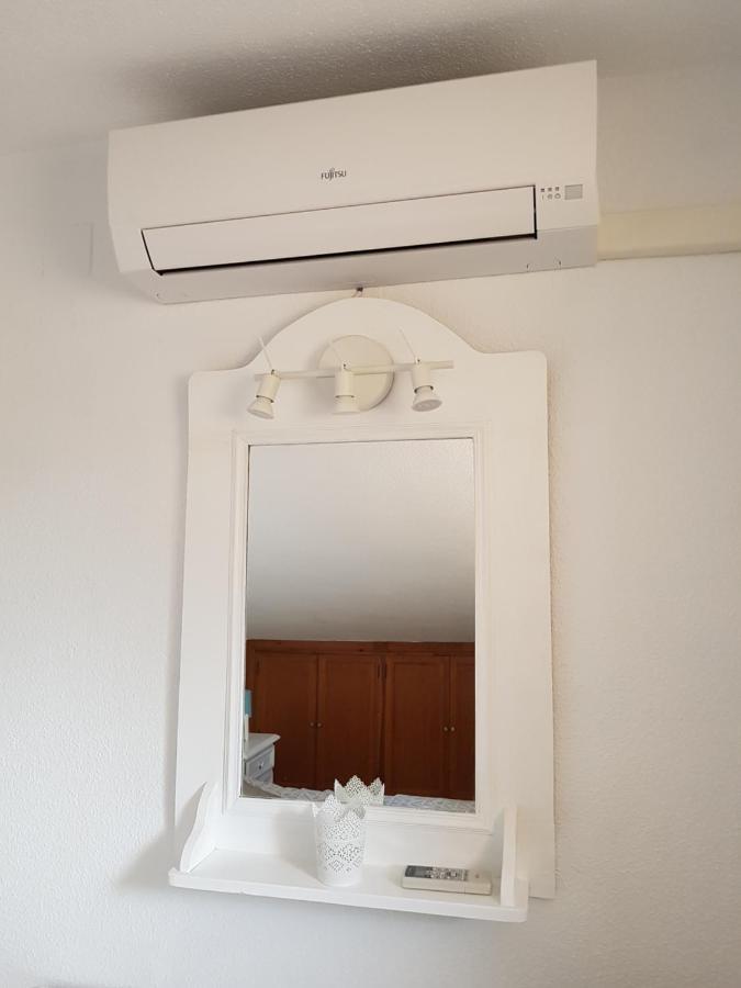 Penthouse Lumineux Avec Piscine Apartment