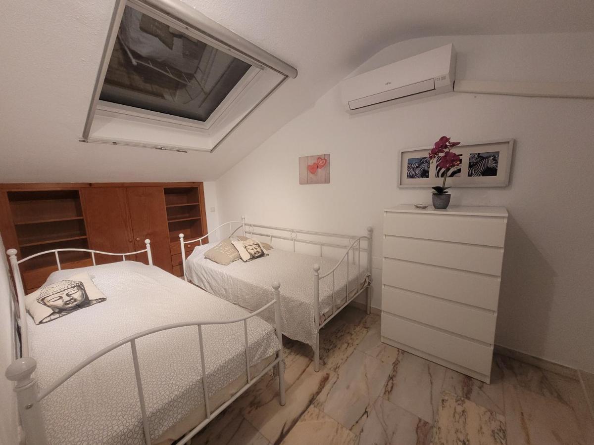 Apartment Penthouse Lumineux Avec Piscine Torremolinos