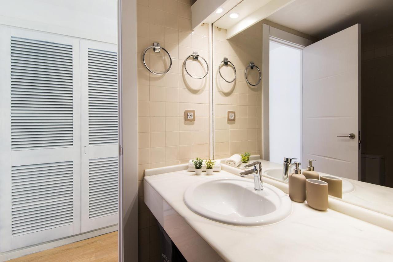 Aloha Marina Private 1st Line Ocean Carihuela * Torremolinos