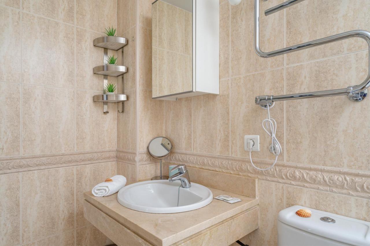 Fuengirola Penthouse With Seaviews Close To The By Costarentals - Ref 06