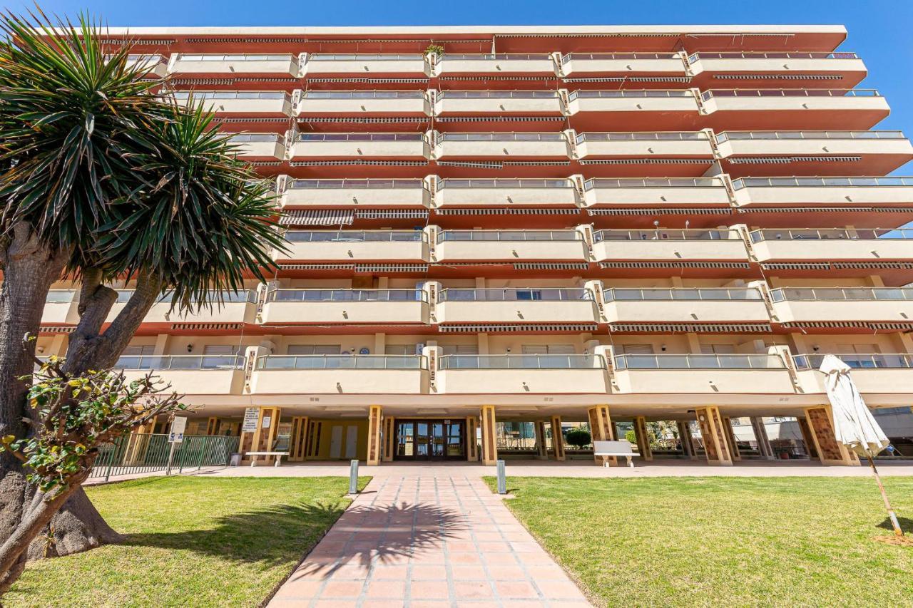 Apartment 797 - Amplio Piso Con Terraza En Primera Linea De Playa *