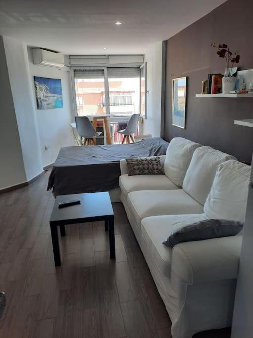 Nid Des Amoureux Torremolinos