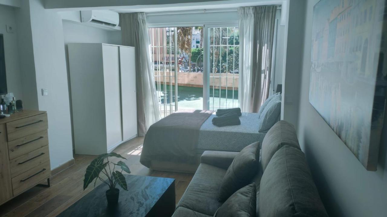 Serenity Chic Center With Free Wifi By Namaste Elite *