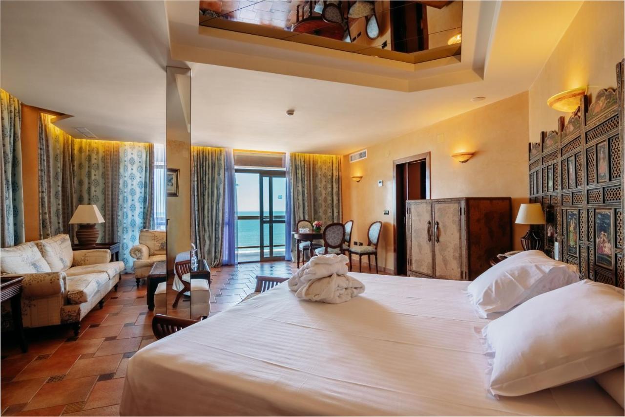 Ms Amaragua Hotel 4*