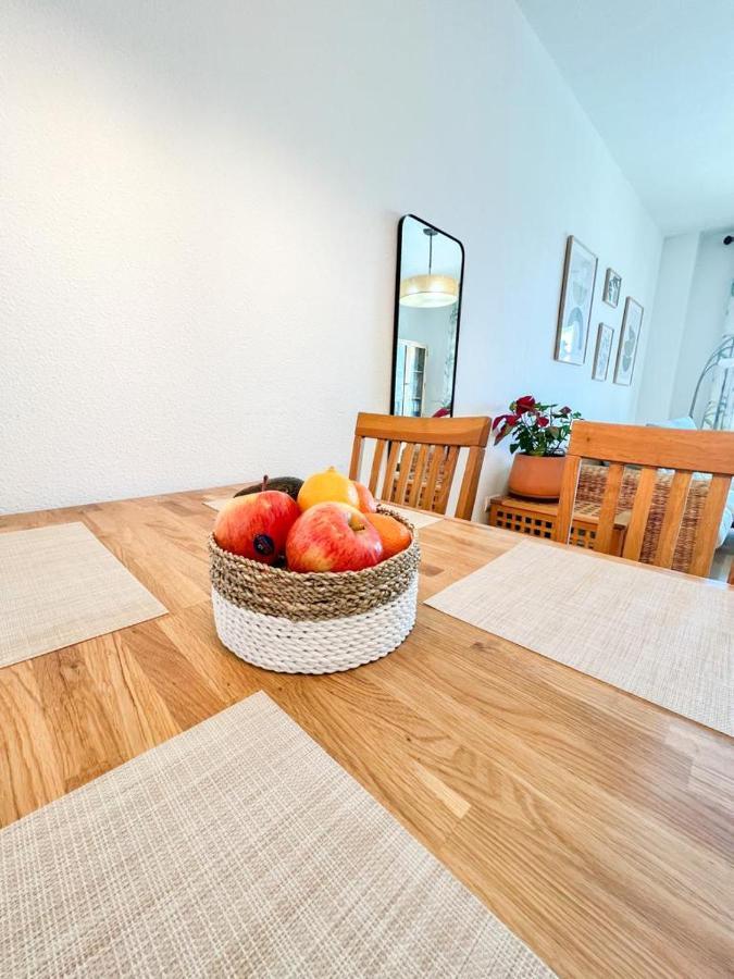 Bright With Terrace, Pool And Apartamento