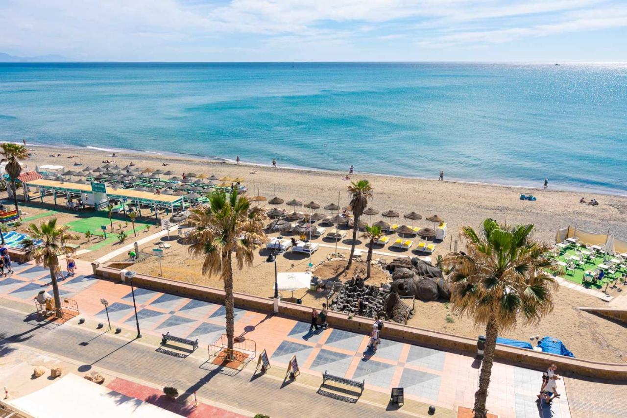 Apartamento El Velero Primera Linea Playa *