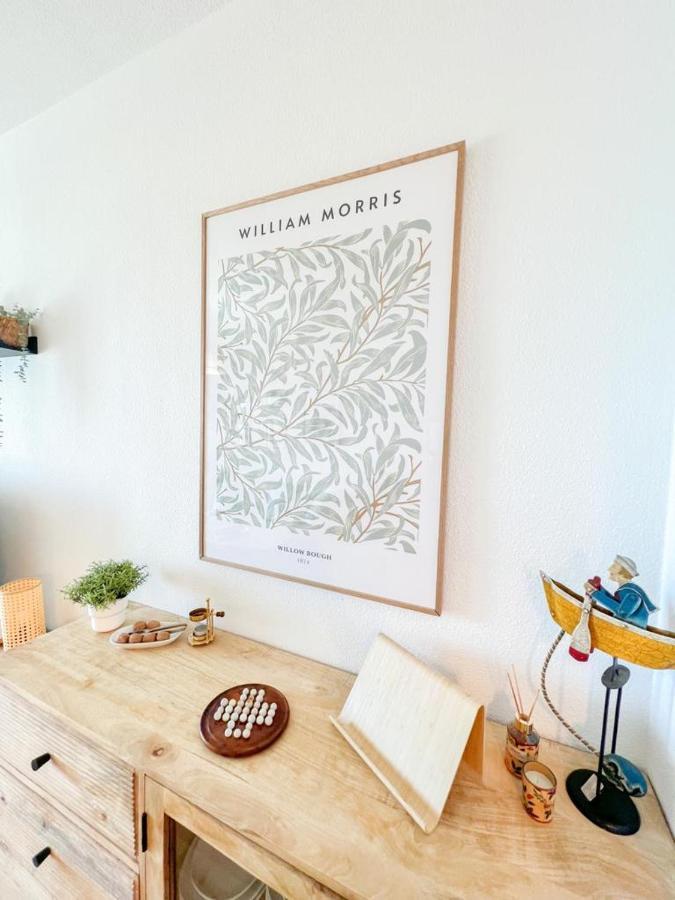 Apartamento Bright With Terrace, Pool And Torremolinos