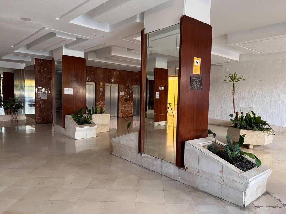 Apartment In Center *