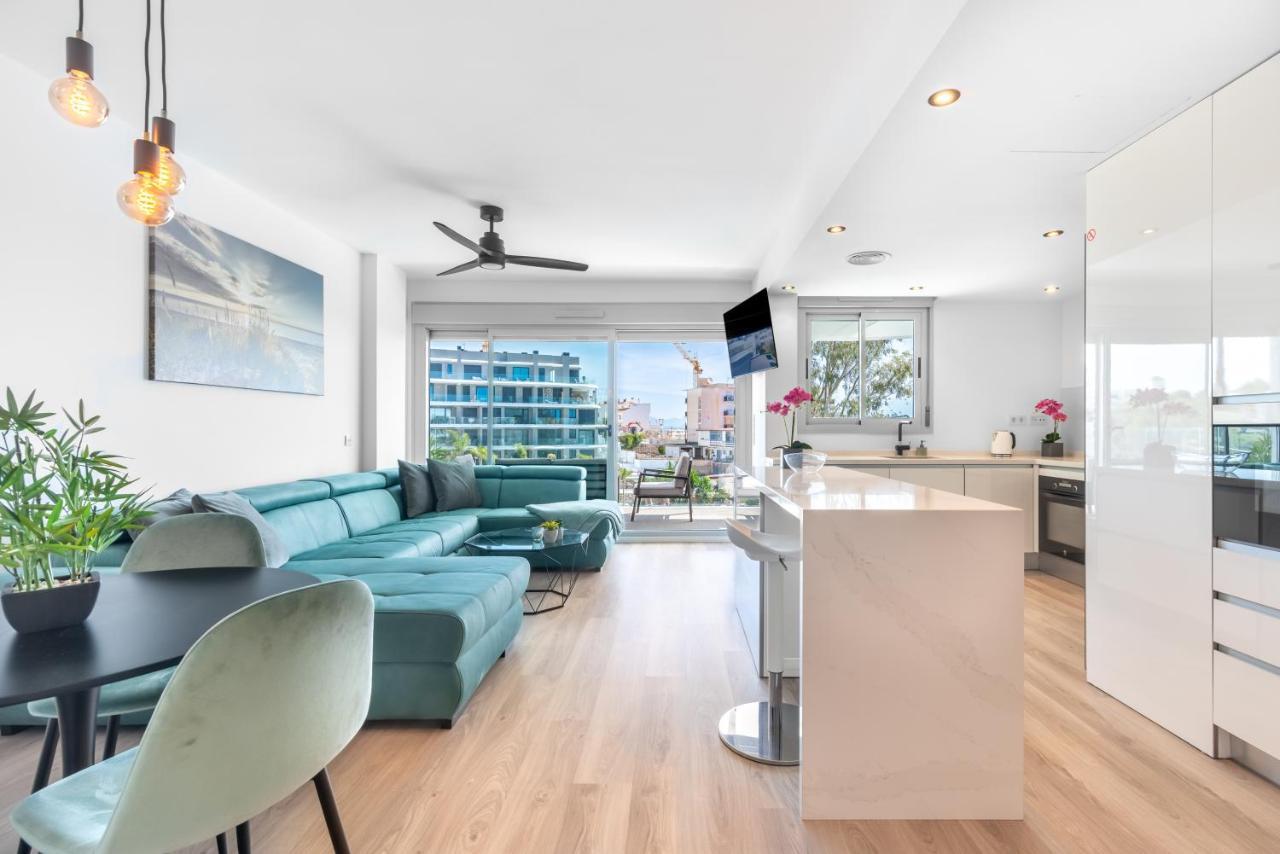 Wintowinrentals Whitestones Amazing Apartment Torremolinos
