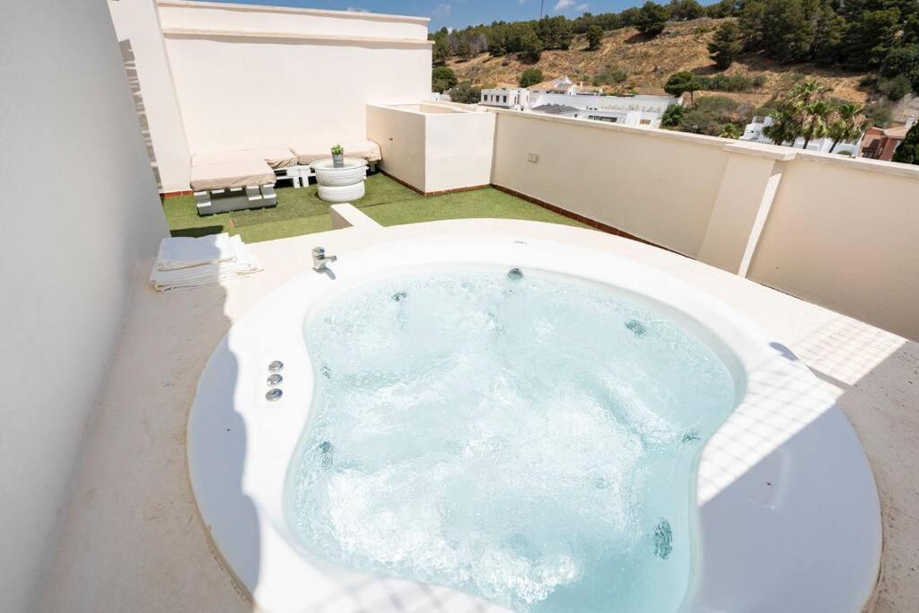 Adosado Jacuzzi Urb La Canada