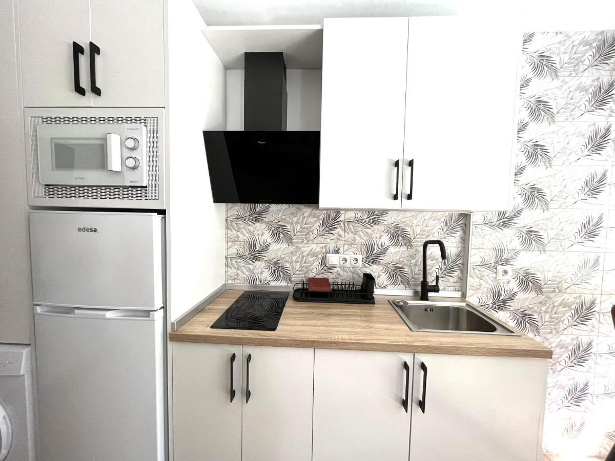 Apartamento Cg630 - Nuevo - 1 Dorm - Vistas Lateral Al Mar - Wifi - Centro A 50 Metros, Playa A 650 Metros *