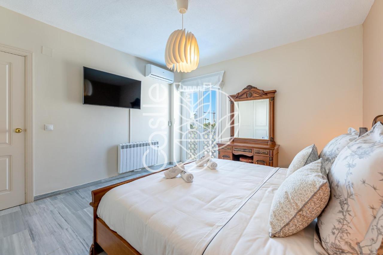 Vacacional A 10 Min Puerto De Benalmadena Y La Carihuela Piscina Playa Parking Gratis Apartment Torremolinos