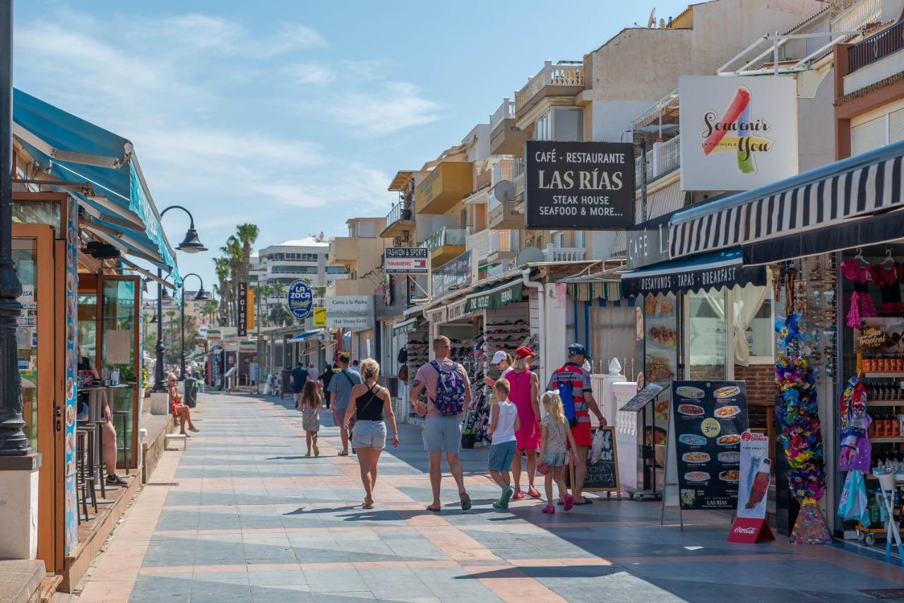 Apartment Homeforguest Bright In La Carihuela Near The Torremolinos