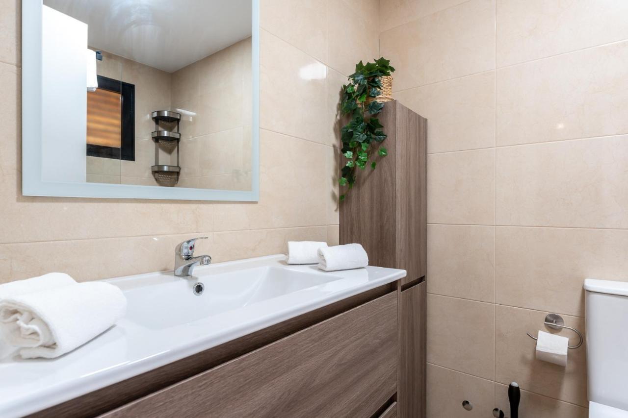 Charming Near Beach, Sea View Terrace Appartement *