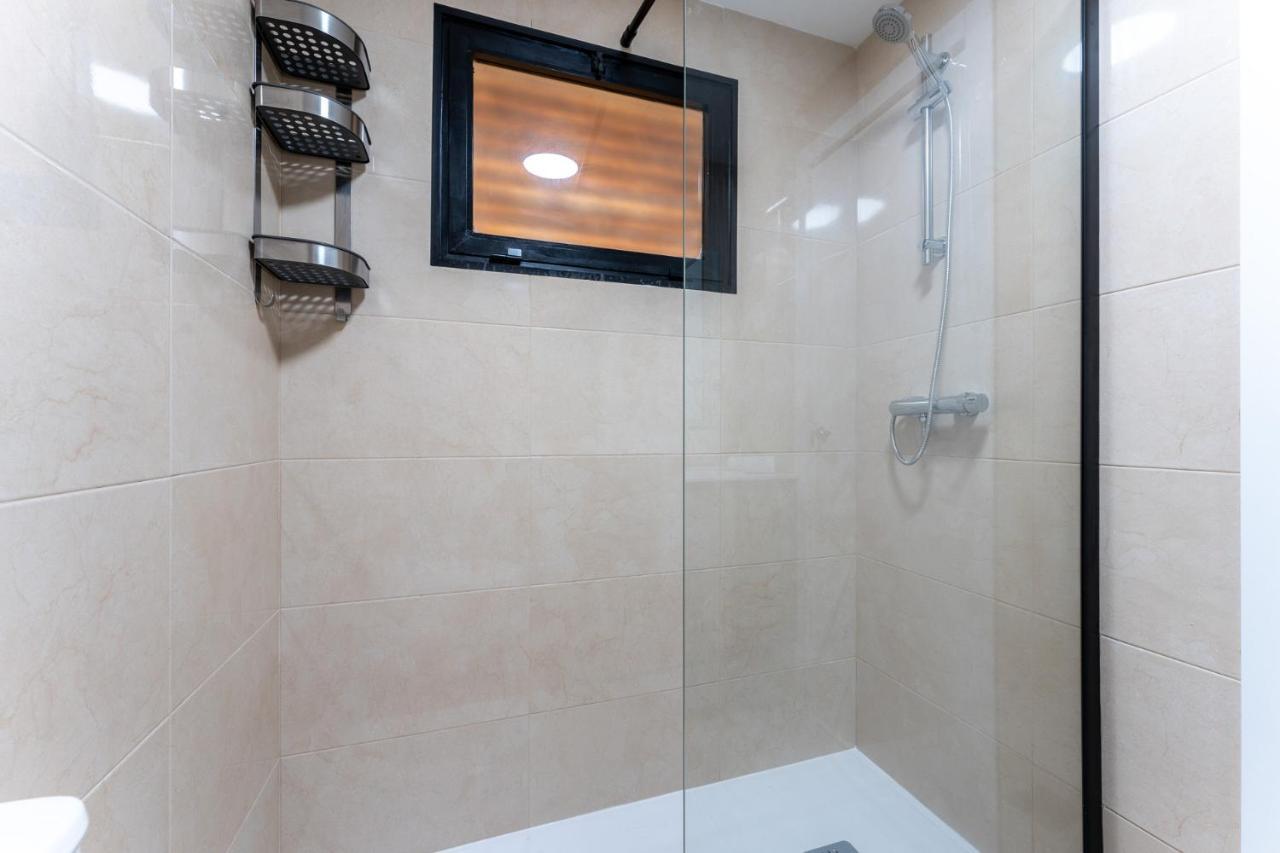 Charming Near Beach, Sea View Terrace Appartement