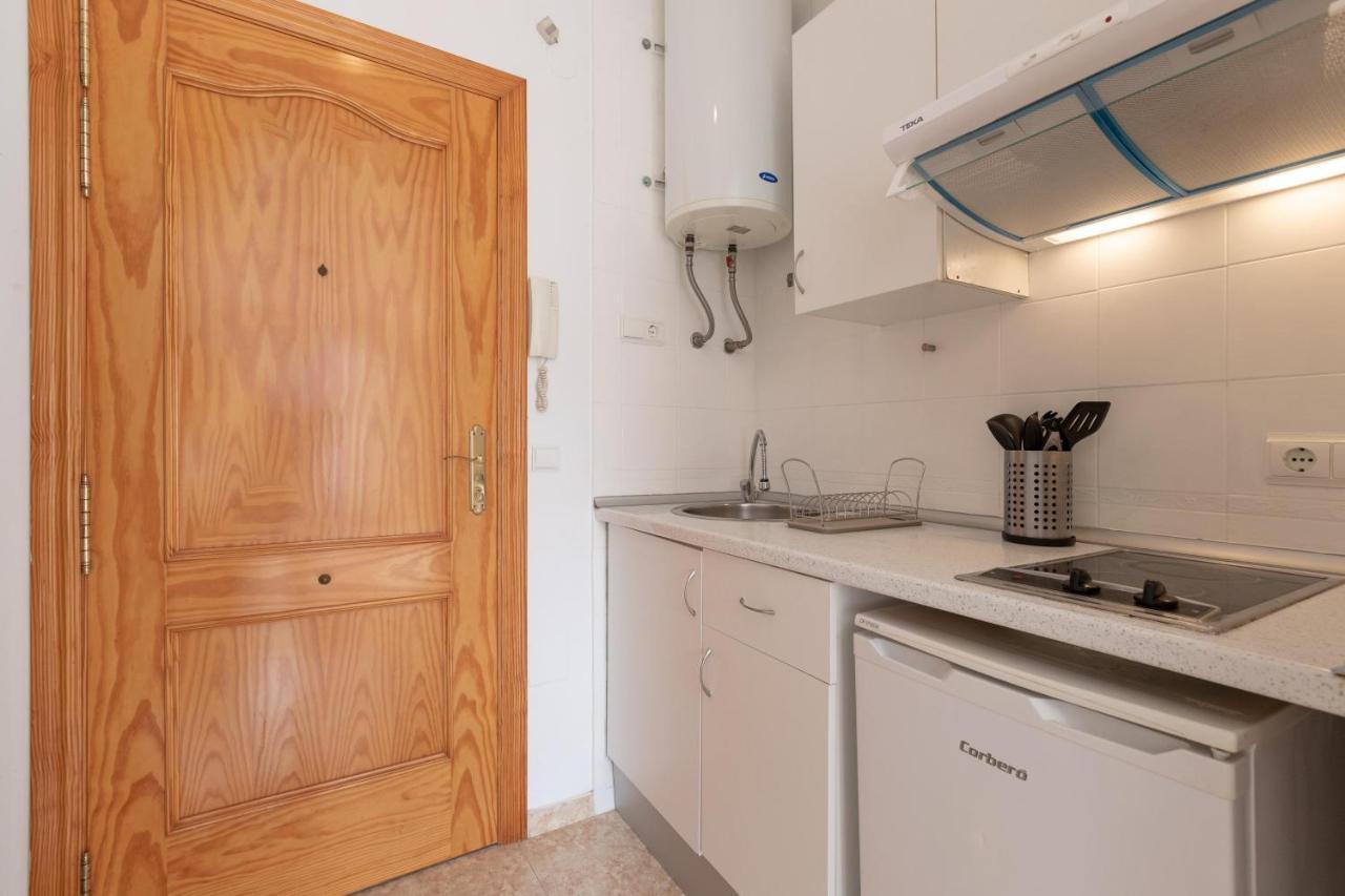 Calmahouse (adults Only) Apartamento Torremolinos
