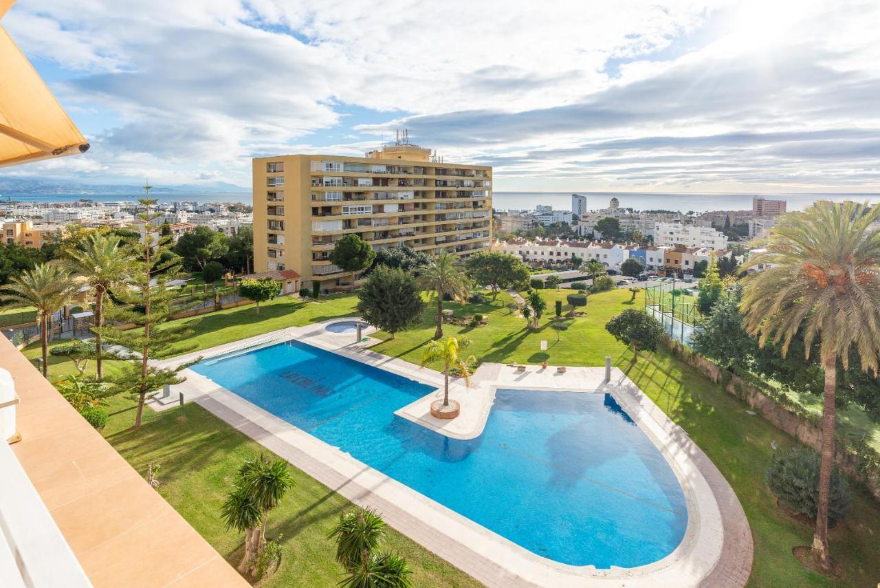 Sunny La Colina