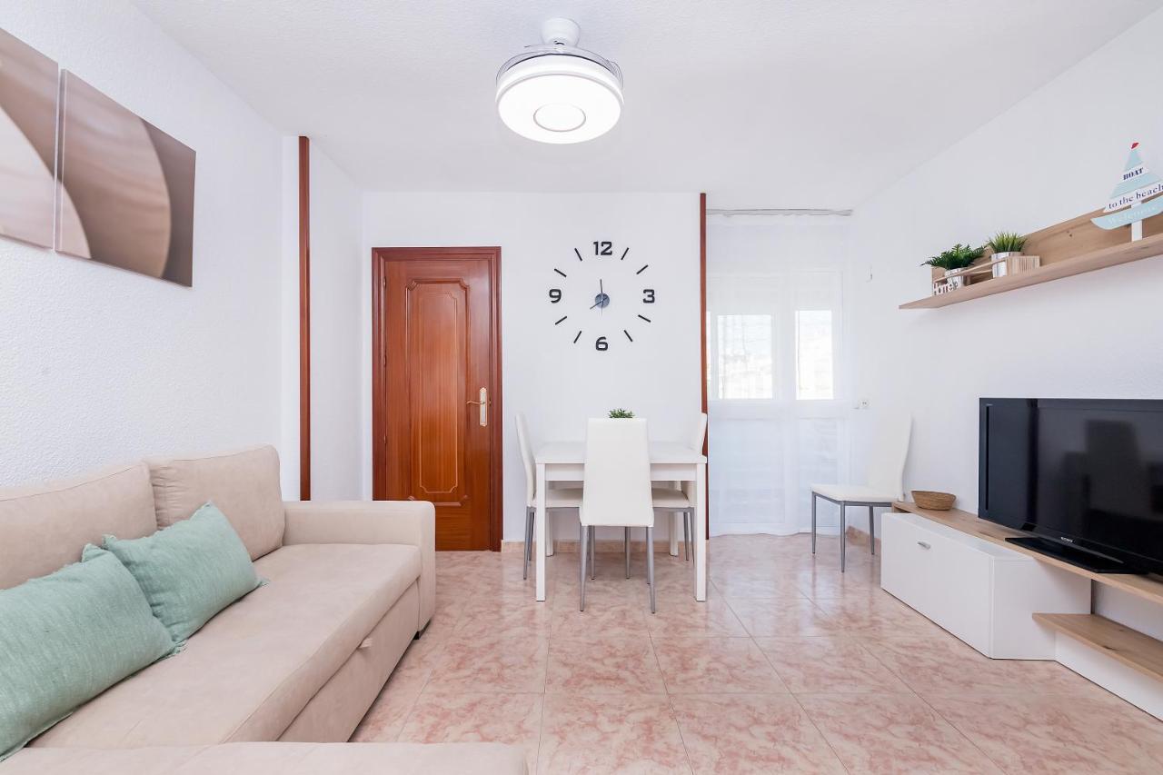 Bhost - Carihuela Torremolinos